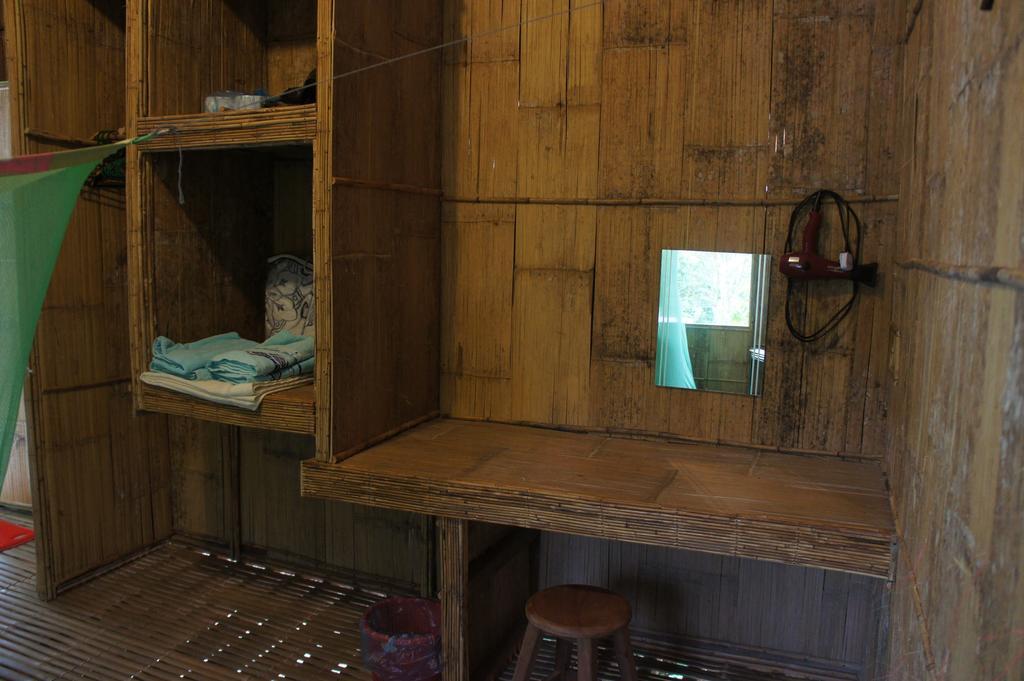 Rain Forest Inn Ringlet エクステリア 写真