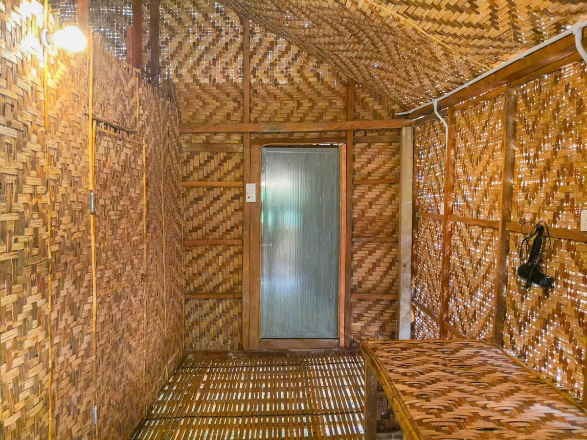 Rain Forest Inn Ringlet エクステリア 写真